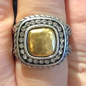 Mixed metals ring